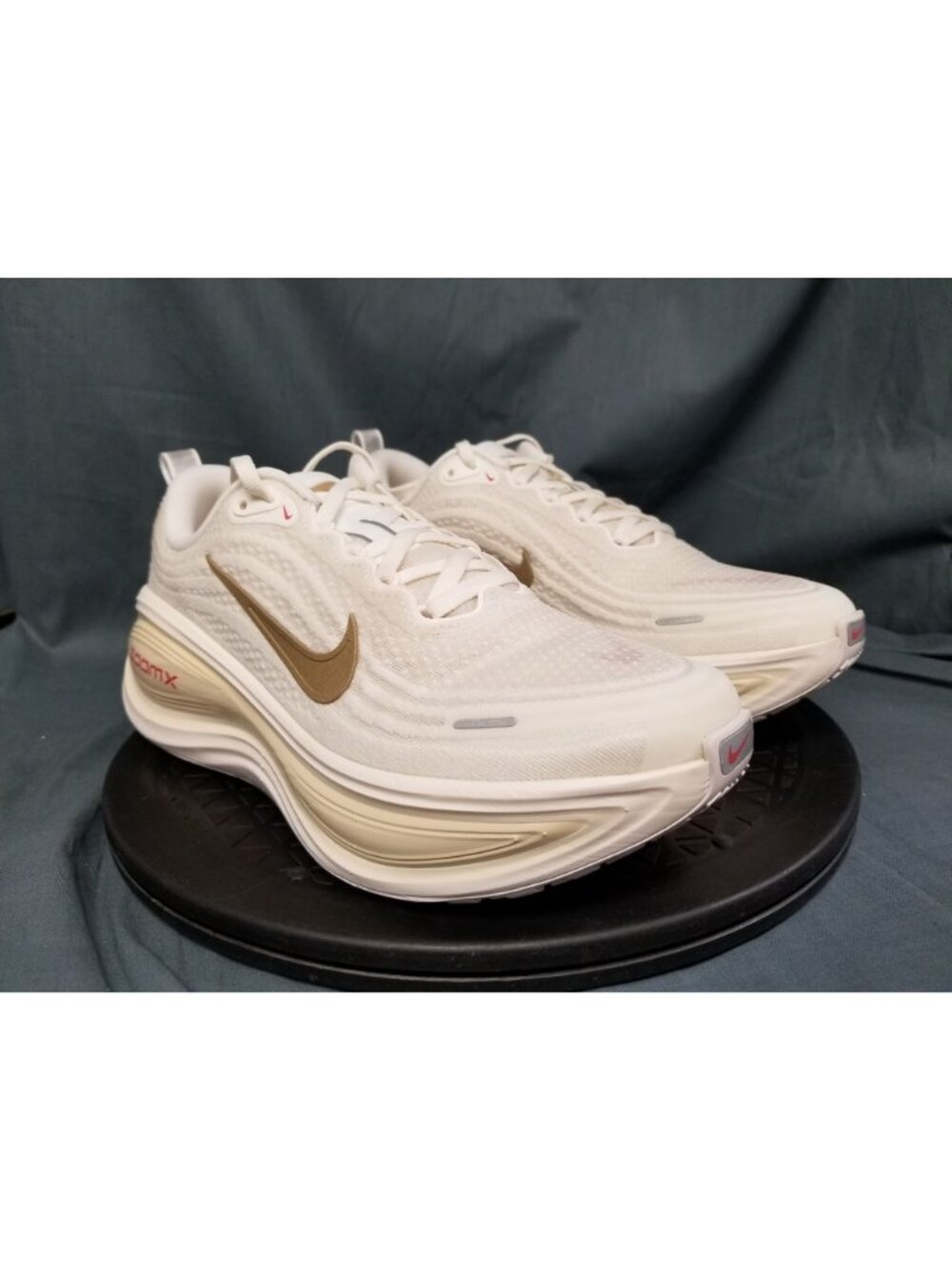 Nike Vomero Plus Sail Light Khaki Gold HV8154 109 Women's Size 9 NEW NO BOX ! - Picture 10 of 11